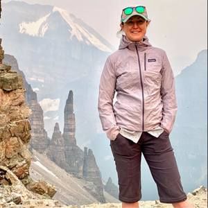 Meet your Posher, Naomi